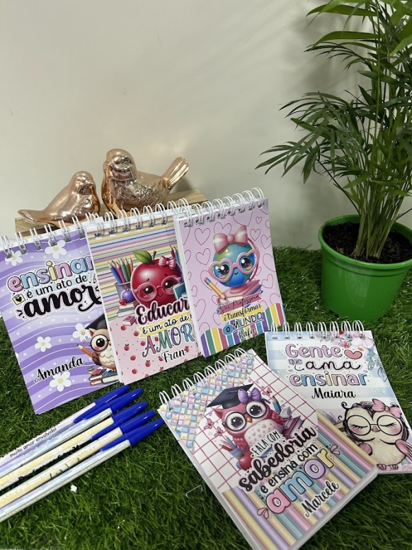 Bloquinho com caneta personalizado